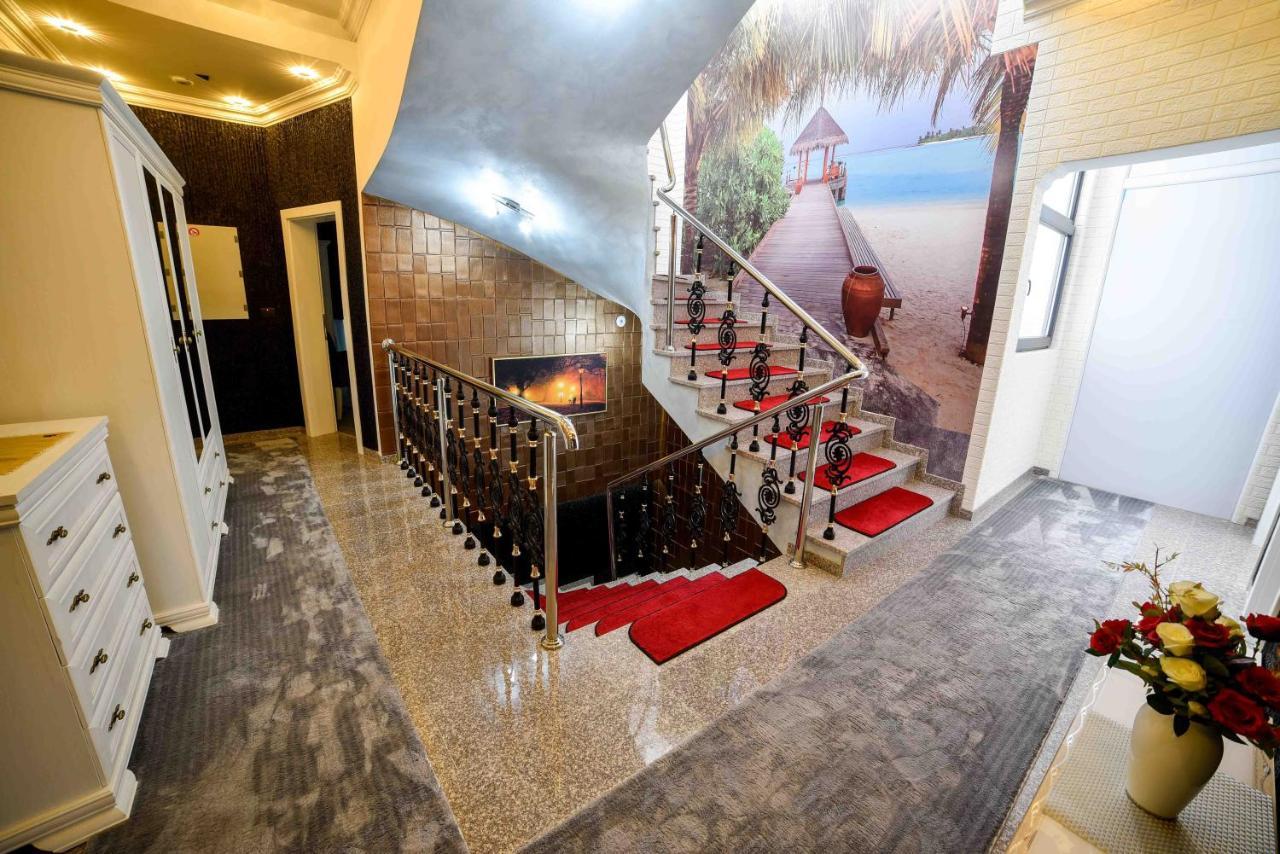 Hotel Palace Velika Kladusa Exterior photo
